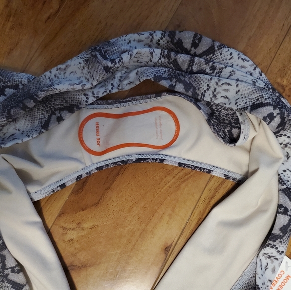 Roxy Earle X Joe Fresh Snakeskin Bathing suit - Picture 4 of 8